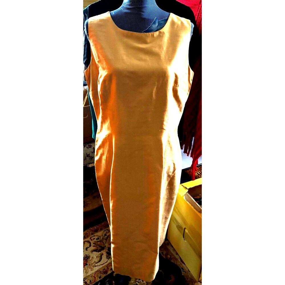 Donna Morgan Size 14 Gold Silk Sleeveless Shift Dress 40” Bust 36” Waist 42” Hip